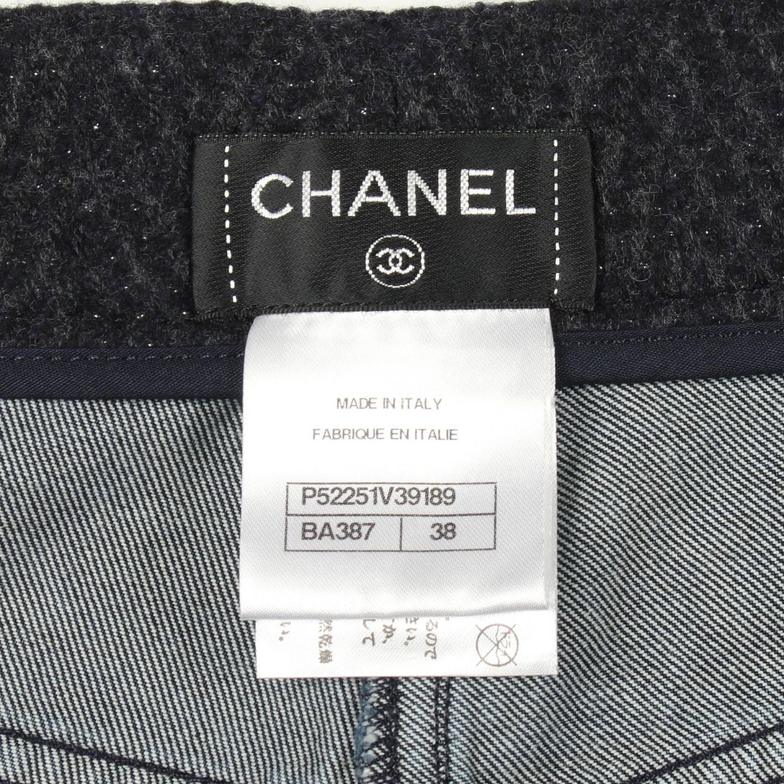 Chanel Denim Pants CC Logo Button Shorts Cotton — view 3