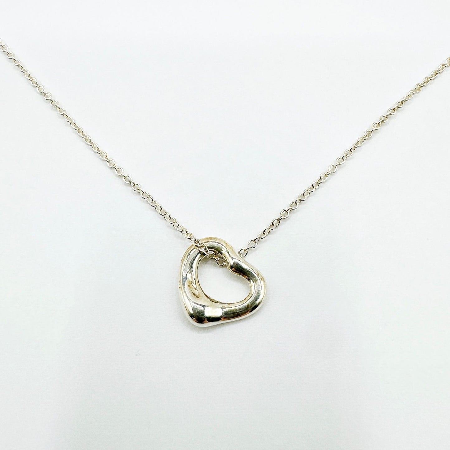 Tiffany & Co Open Heart Silver Necklace 40 cm — view 4