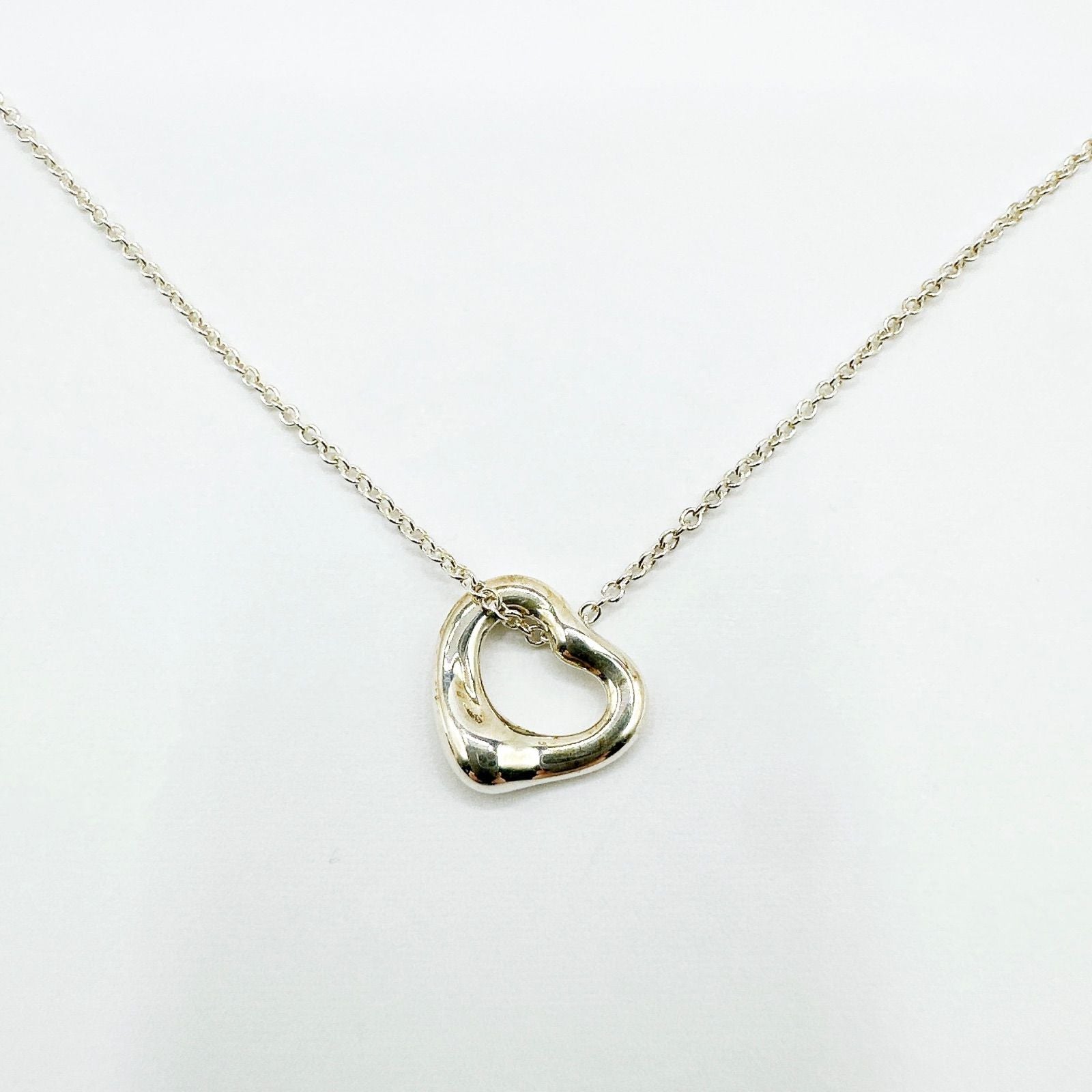 Tiffany & Co Open Heart Silver Necklace 40 cm — view 4
