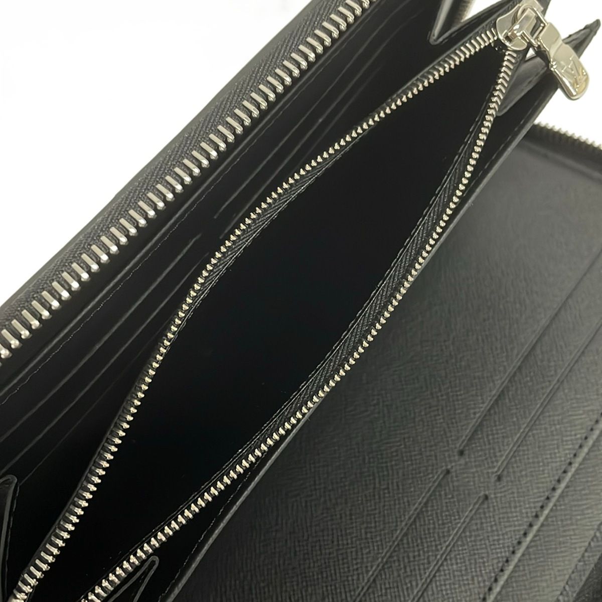 Louis Vuitton Wallet Epi Zippy Organizer NM Noir Leather Cowhide — view 4