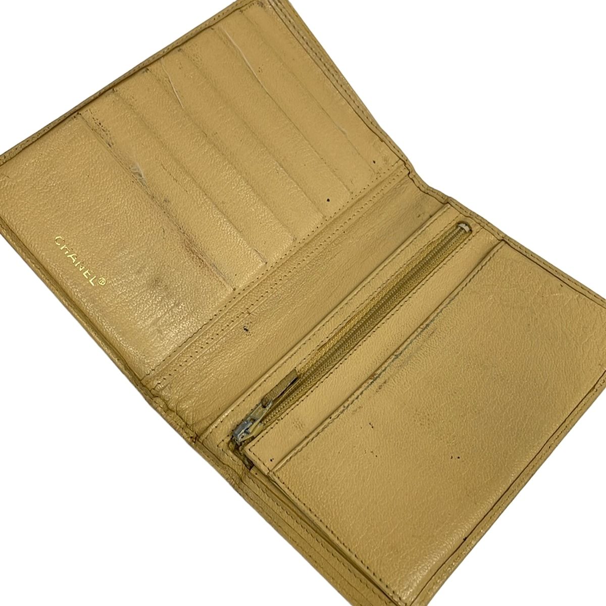 Chanel Bifold Wallet Beige Leather — view 3