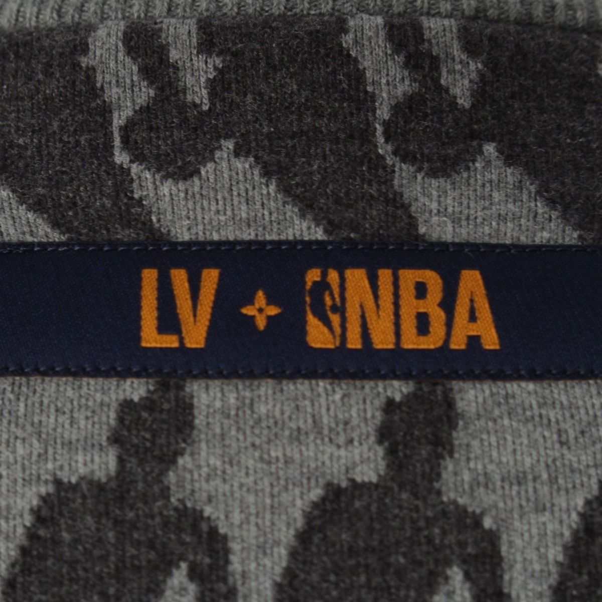 Louis Vuitton Nba LV Logo Sweatshirt Gray — view 8