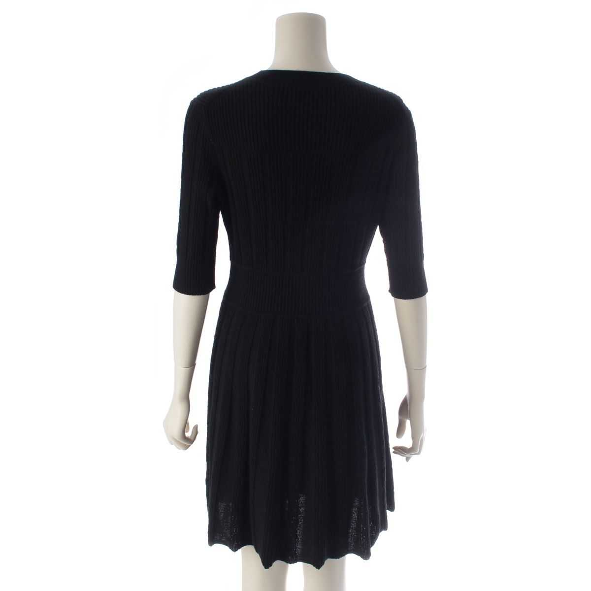 Chanel CC Logo Charm Short Sleeve Knit Dress Black 36 — view 4
