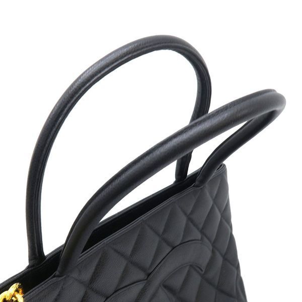 Chanel Reissue Tote Black — view 8