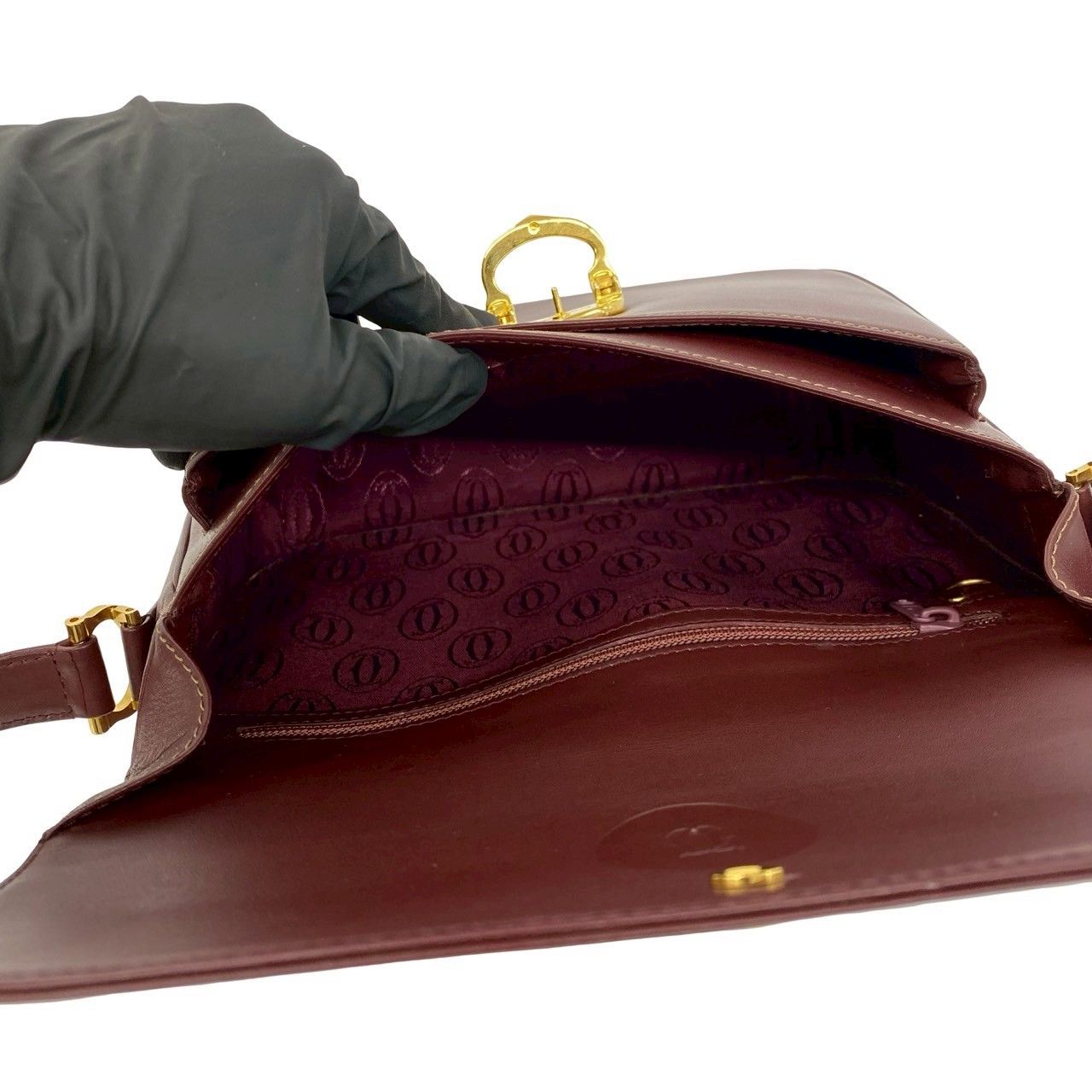 Cartier Vintage Must Line Leather Shoulder Bag Pochette Wine Red Bordeaux — view 9