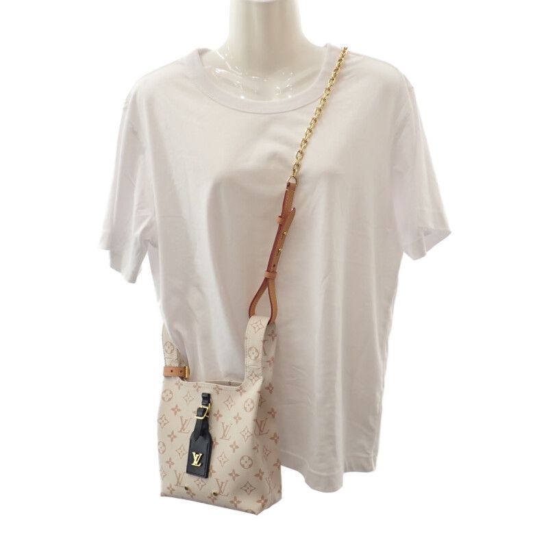 Louis Vuitton Atlantis BB 2-Way Bag Shoulder Hand Monogram Canvas Ivory Travel — view 9