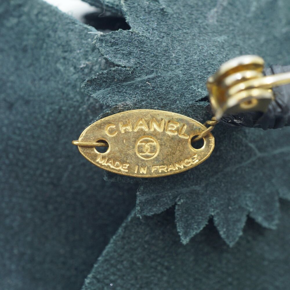 Chanel Camellia Black Brooch Flower Small — view 6