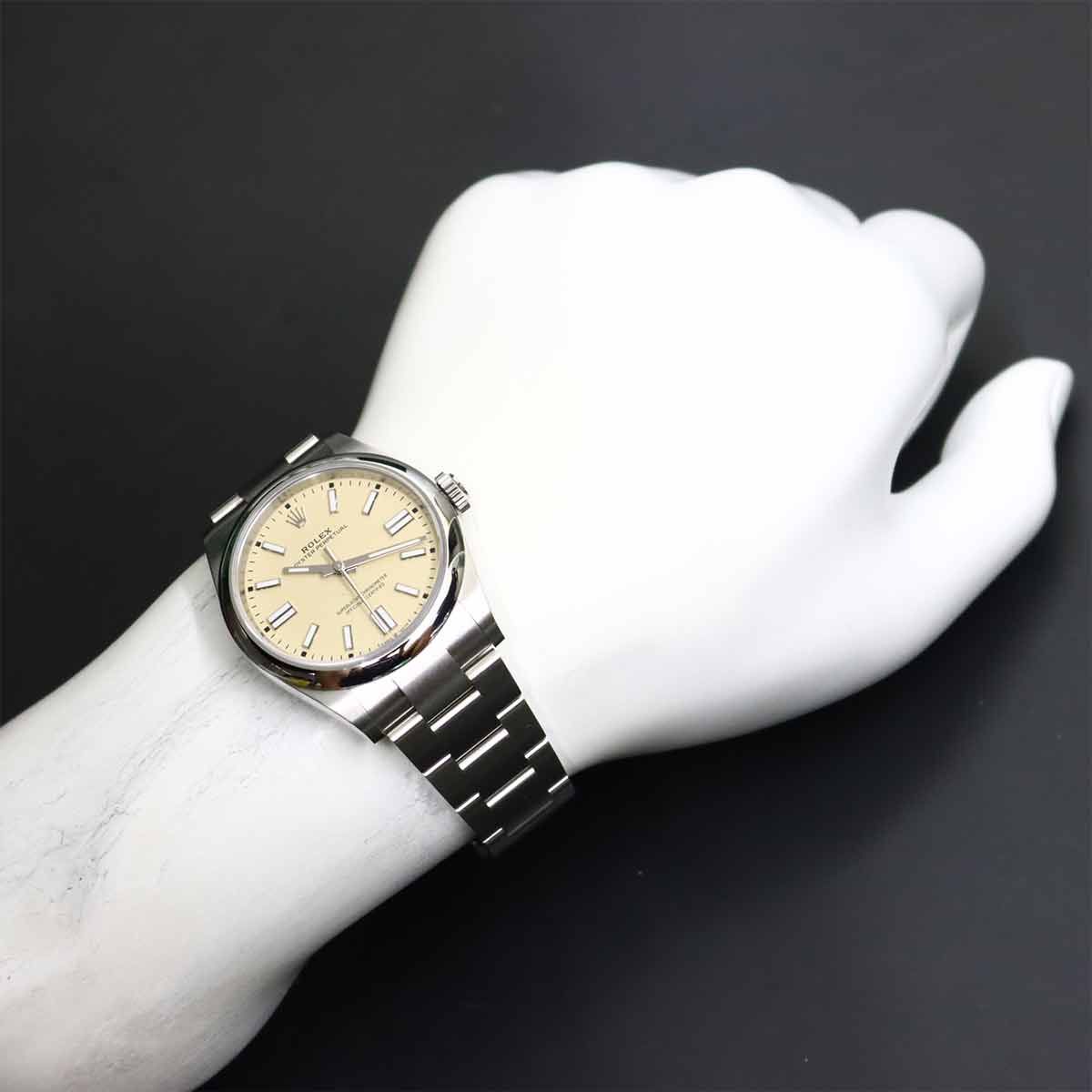 Rolex Oyster Perpetual 41 Roulette Watch Automatic Winding — view 4