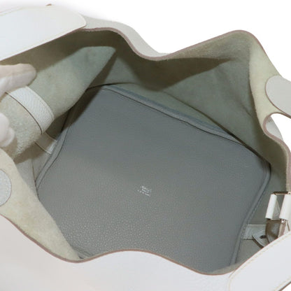 Hermes Picotin Lock Kazak 26 GM Hand Bag Taurillon Clemence Blanc Pearl Gray — view 6
