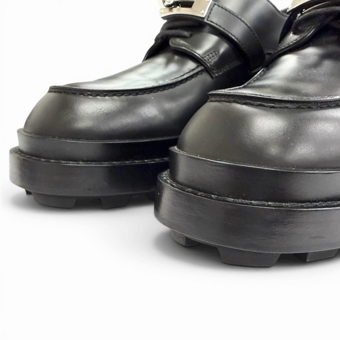 Hermes First Silver Kelly Buckle Derby Shoes Leather Loafers Black — view 7