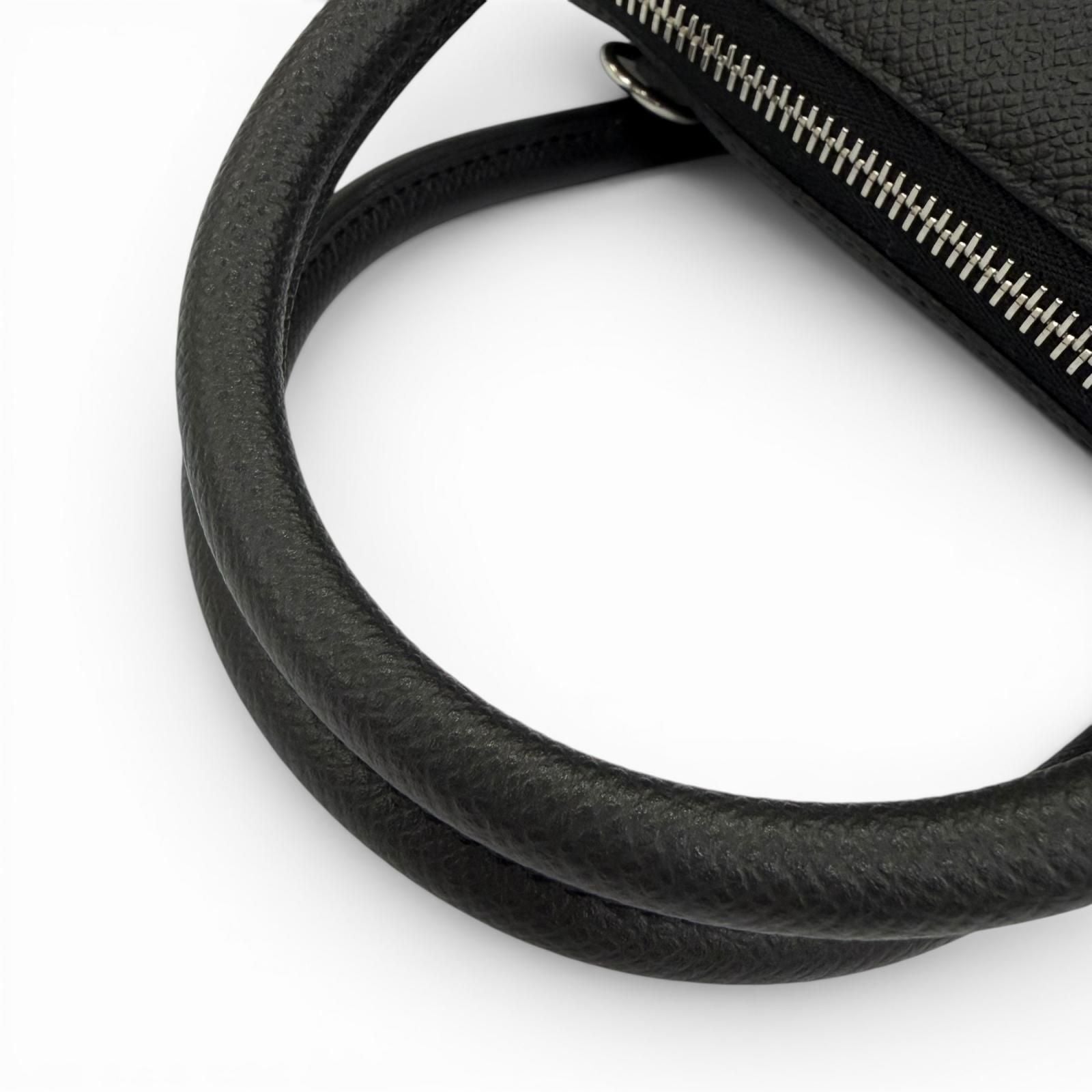 Hermes Bolide 30 Veau Epsom Silver Handbag Black — view 7