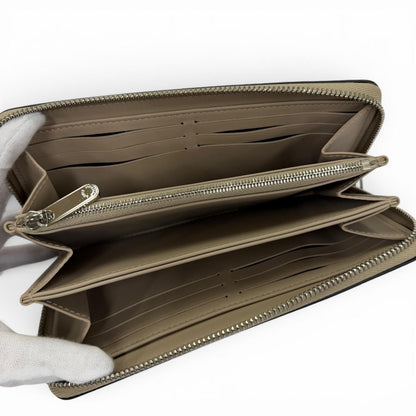 Louis Vuitton Zippy Wallet Mahina Leather Gare Monogram Zip Around — view 6