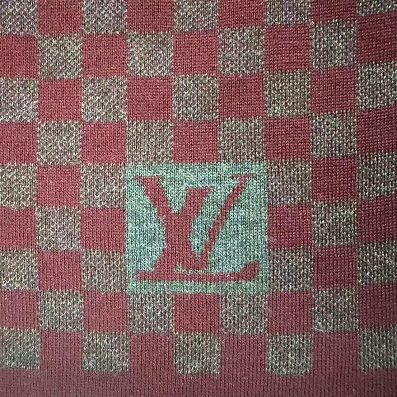 Louis Vuitton Scarf Wool LV Logo Gray Wine — view 5