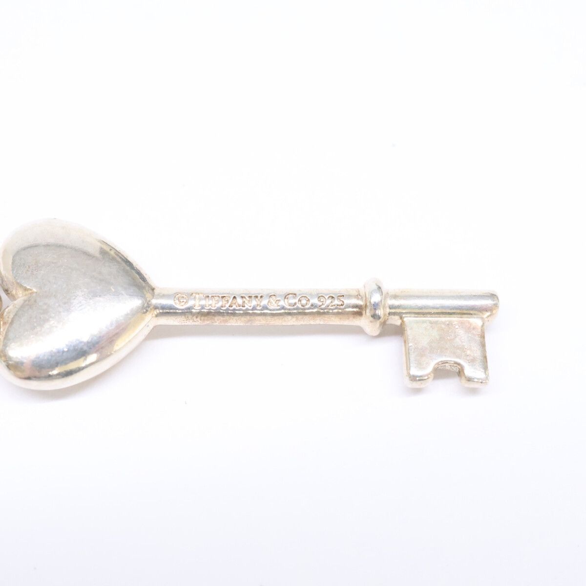 Tiffany & Co 925 Elsa Peretti Pink Saffiano Heart Key Pendant — view 6