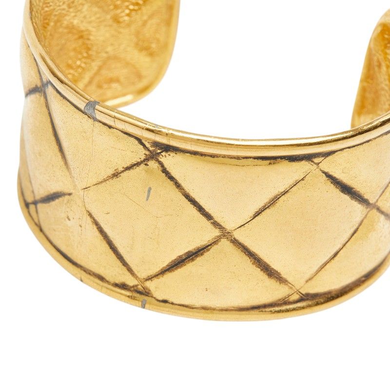 Chanel Quilted Bangle Gold Plated 1- Bracelet — view 3
