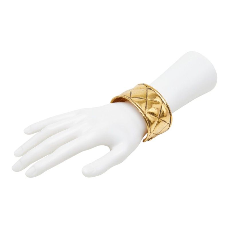 Chanel Quilted Bangle Gold Plated 1- Bracelet — view 7