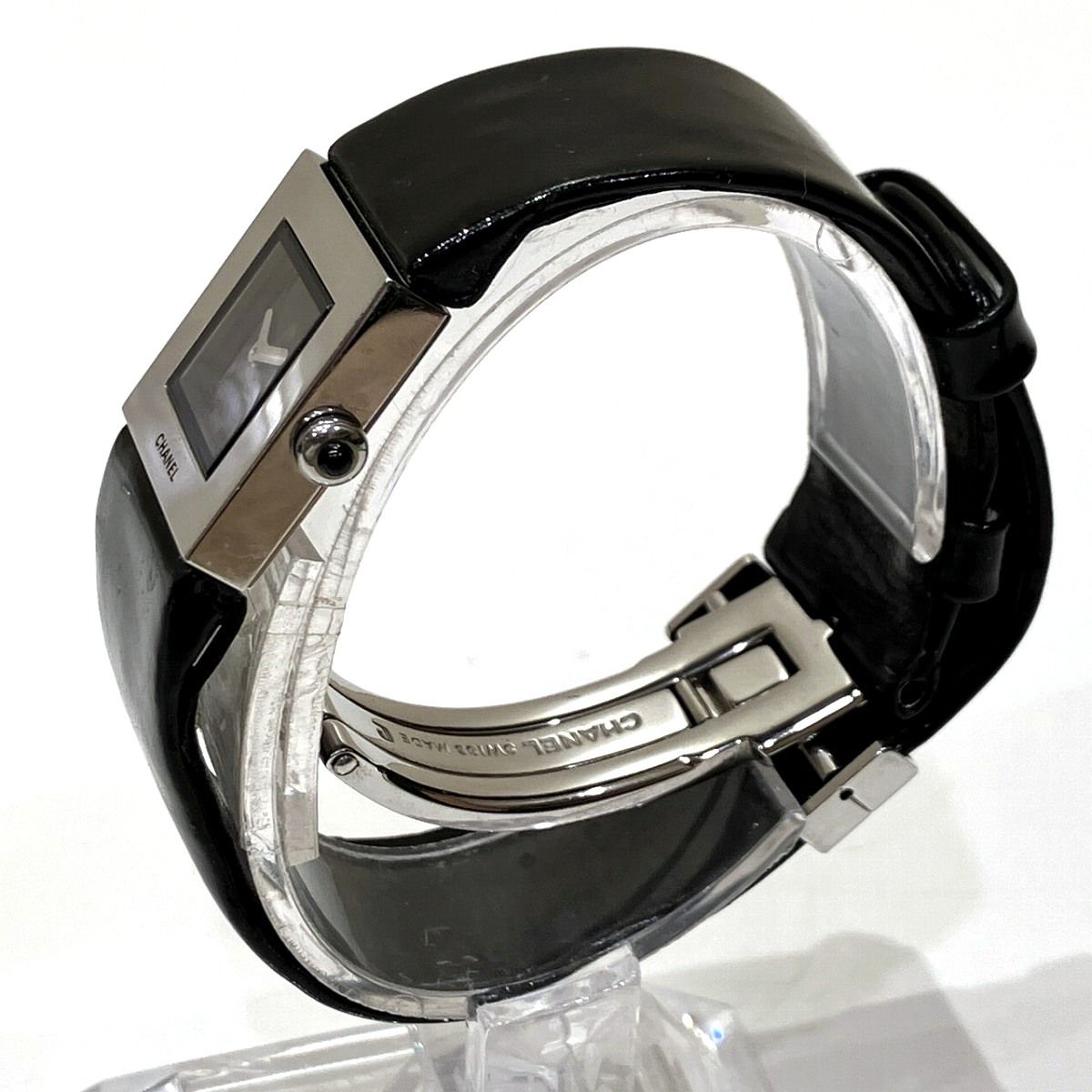 Chanel Quilted Watch SS Leather Quartz Black Dial — view 2