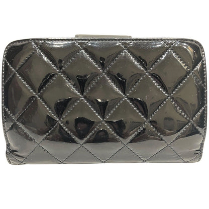 Chanel CC Logo Quilted Bifold Wallet Enamel — view 2