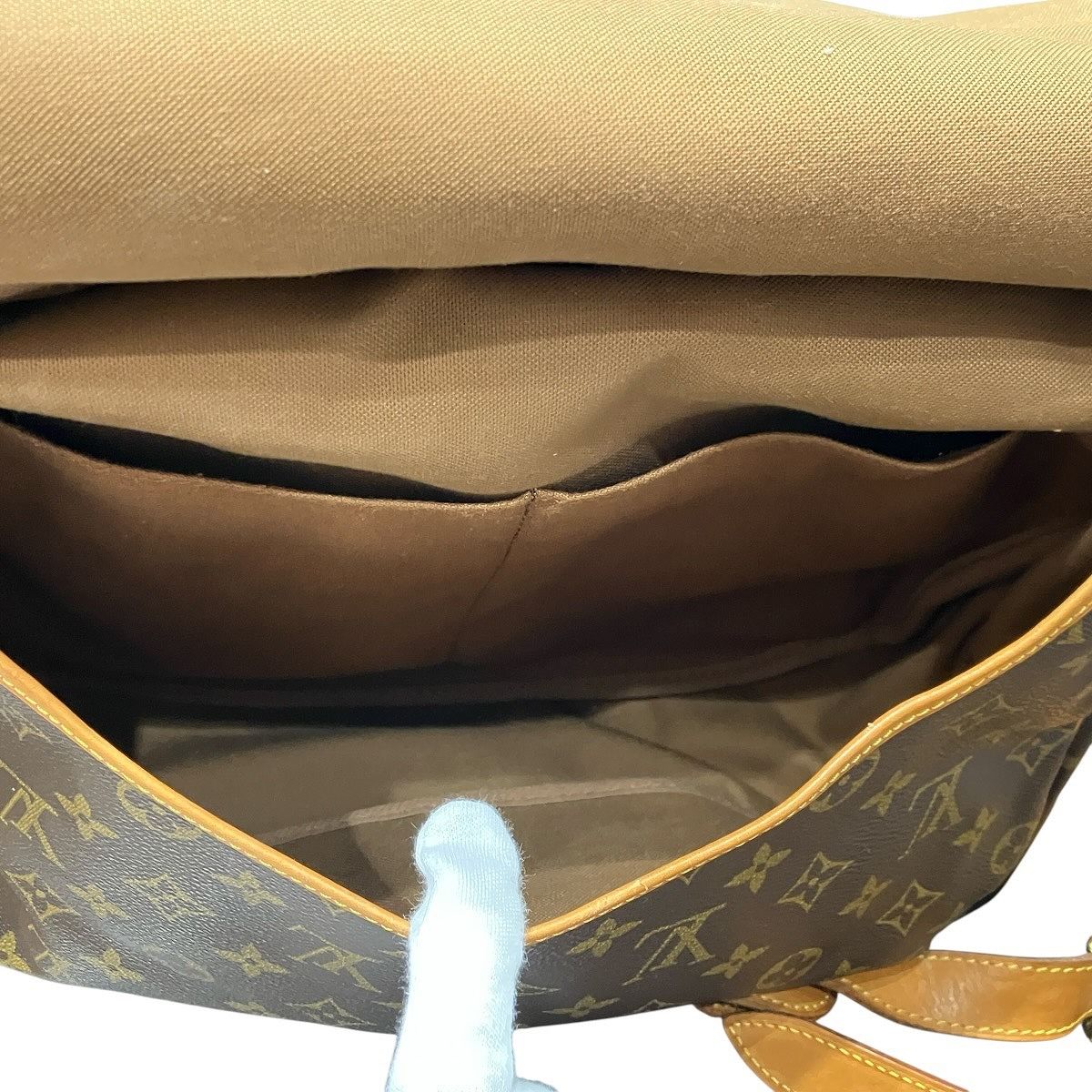 Louis Vuitton Saumur 30 Monogram Shoulder Bag Canvas — view 6