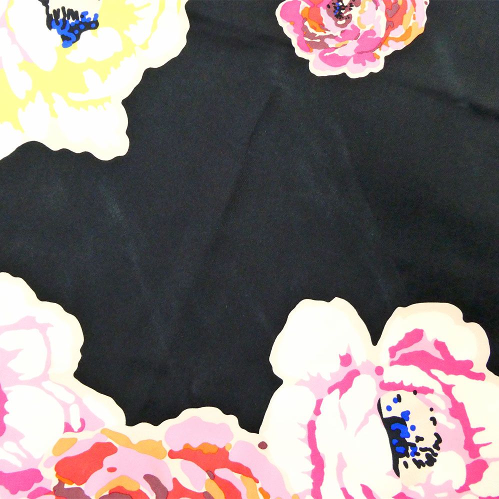 Chanel Scarf Camellia Print Silk Black Pink Multicolor Large 87 — view 6