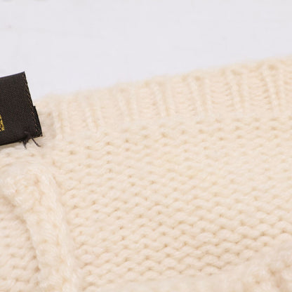 Louis Vuitton Logo Mink Cashmere Knit — view 9