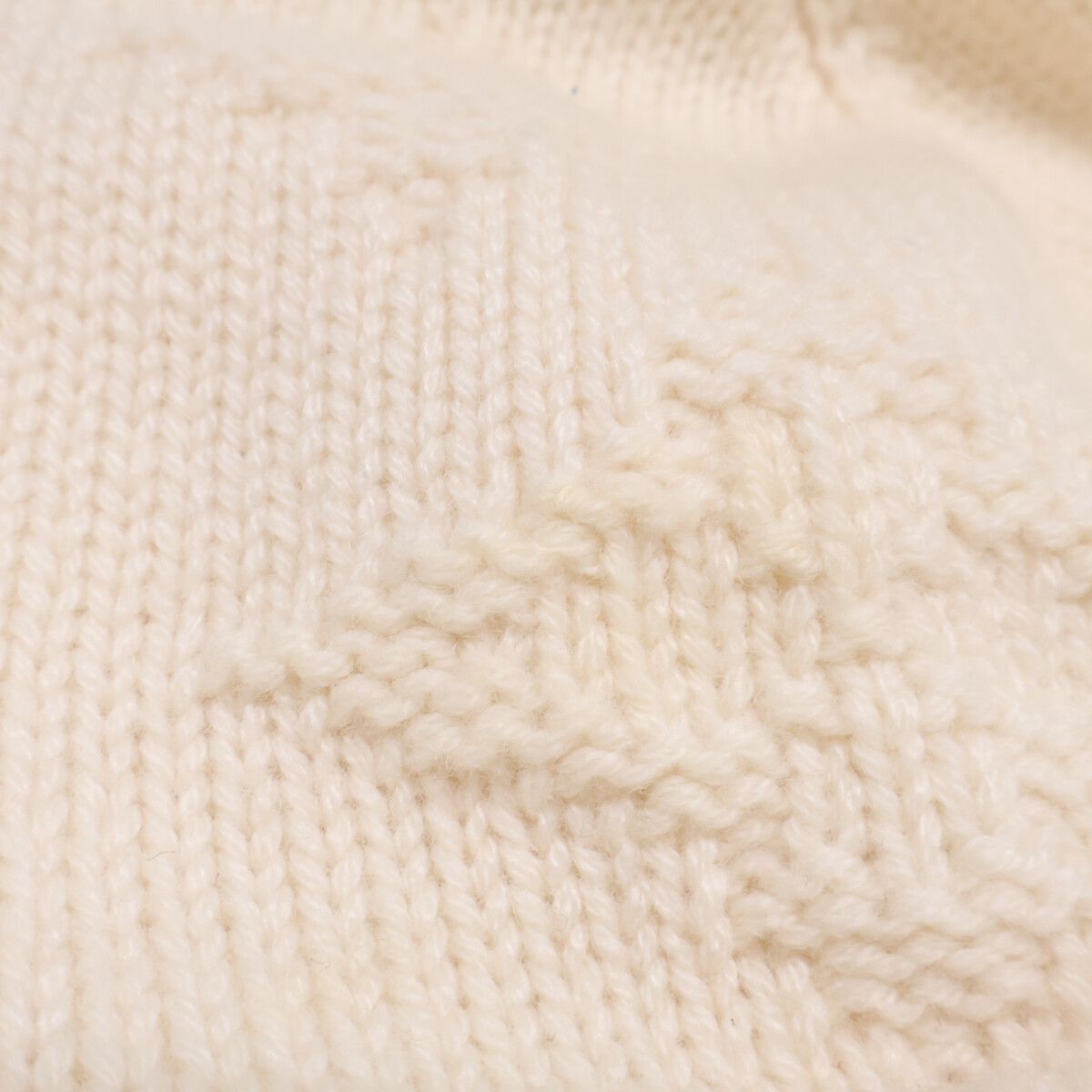 Louis Vuitton Logo Mink Cashmere Knit — view 8