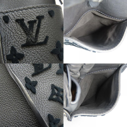 Louis Vuitton Tote on My Side Monogram Tufting Leather Noir Black 2-Way — view 4