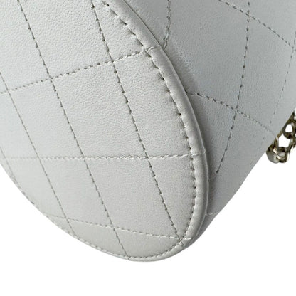 Chanel Shoulder Bag White — view 9