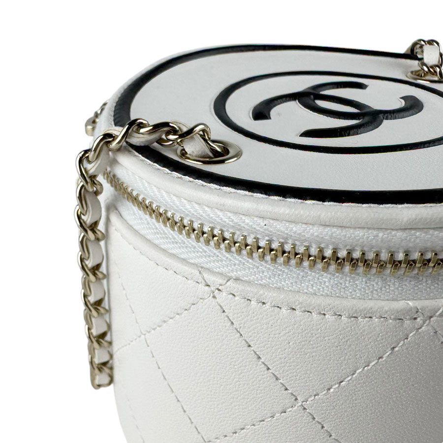 Chanel Shoulder Bag White — view 6