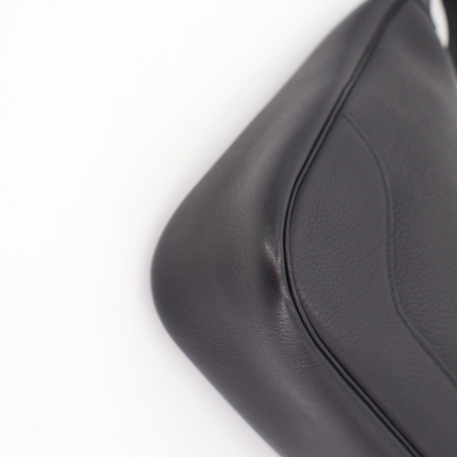 Hermes Trim 31 Black Leather Shoulder — view 3