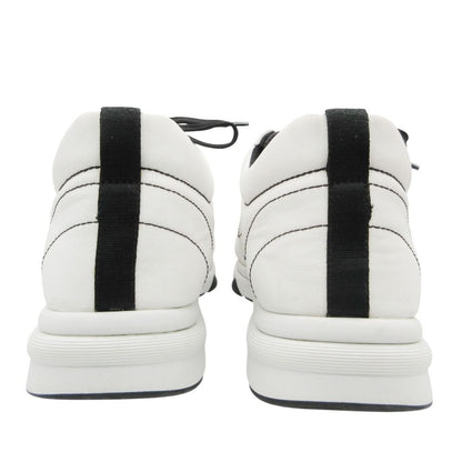 Chanel Sneakers CC Logo Stitch Shoes White — view 4