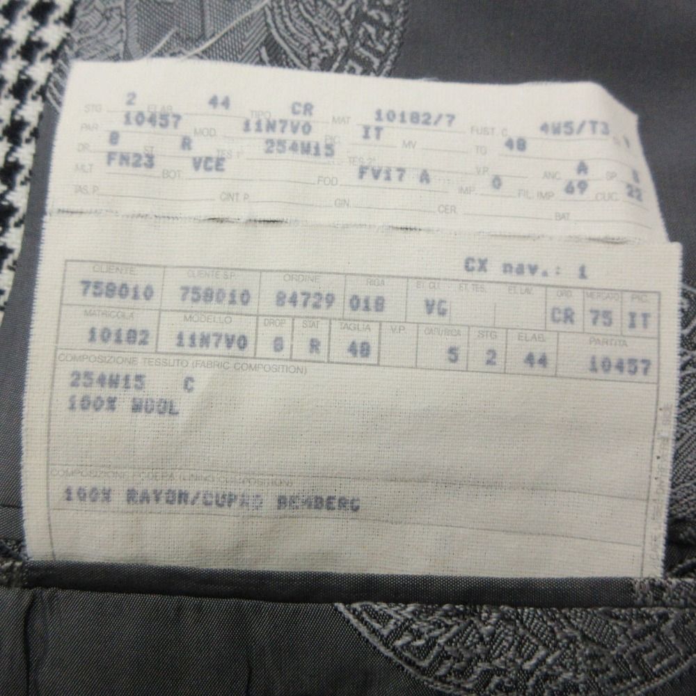 Versace Vintage Gianni Tailored Jacket Blazer Wool Lining Medusa Pattern — view 5