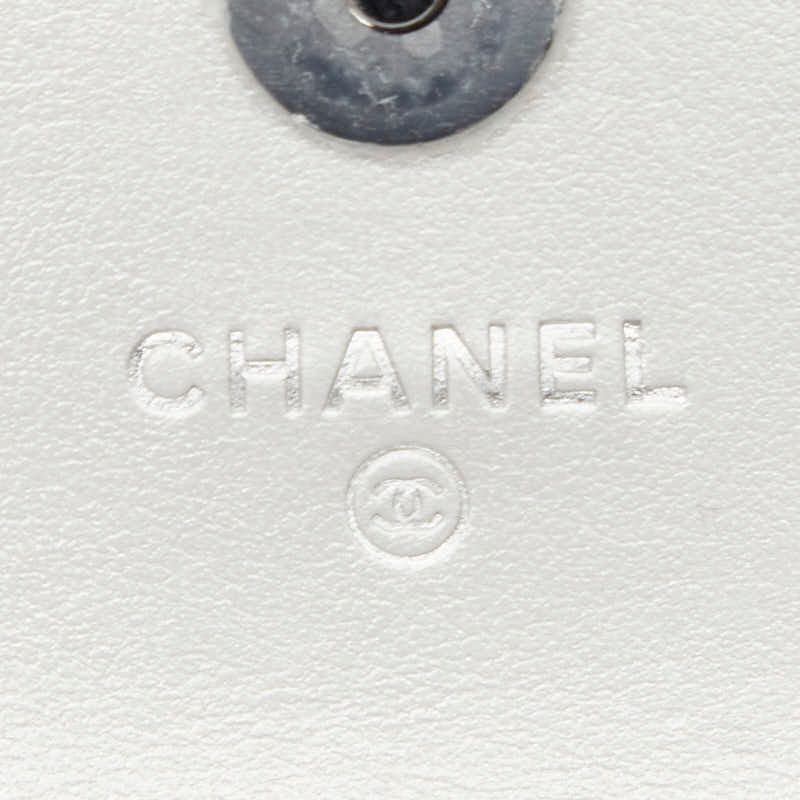 Chanel Mini Quilted CC Logo Chain Shoulder Bag Pochette Silver Leather — view 9