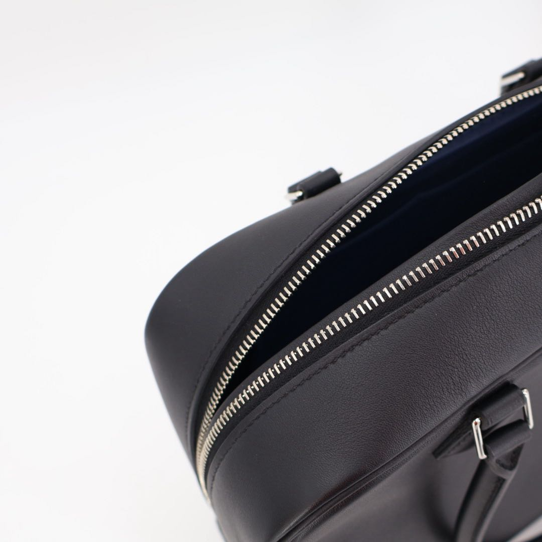 Hermes Brum 28 Handbag — view 6
