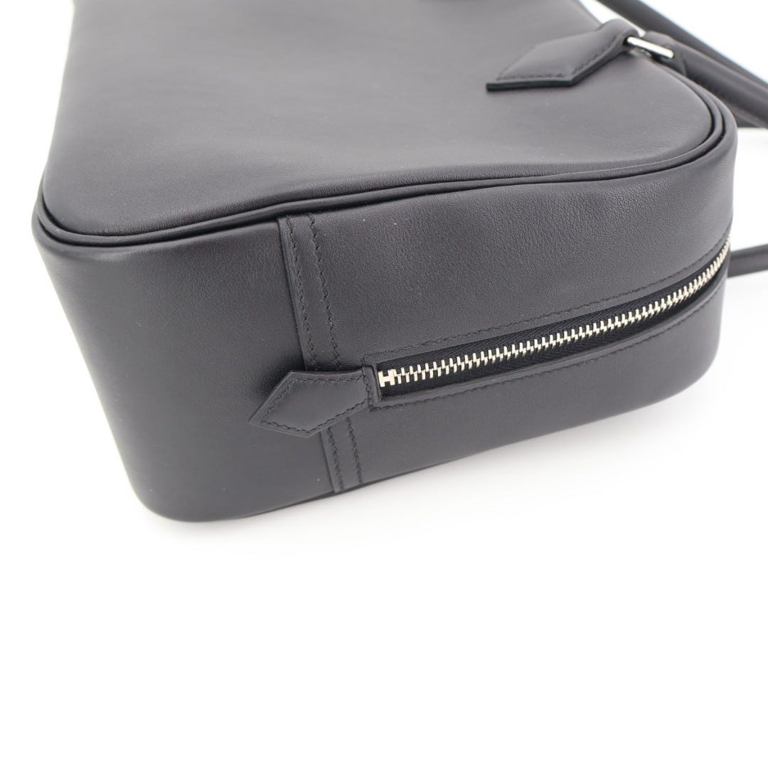 Hermes Brum 28 Handbag — view 8