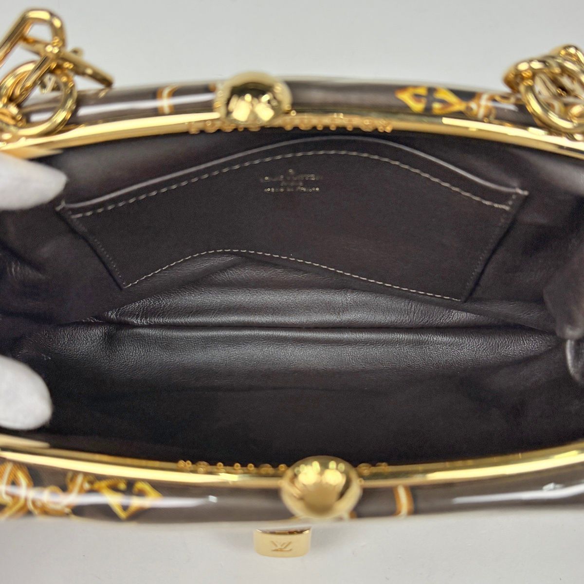 Louis Vuitton Sac Fermoir Monogram Charm Handbag Vinyl — view 8