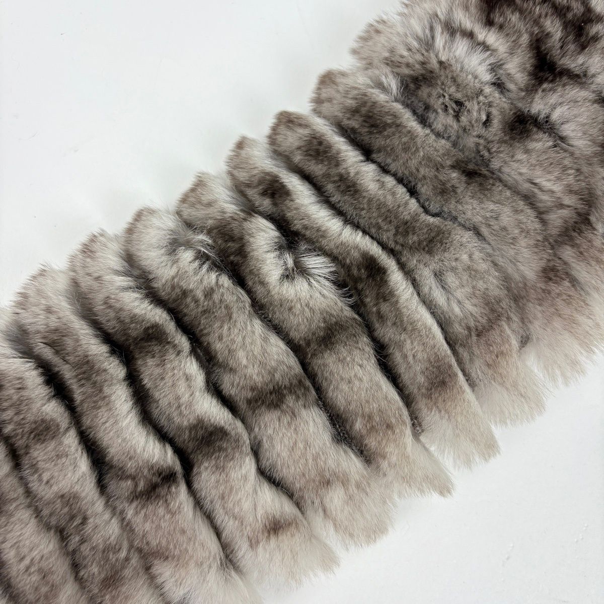 Chanel CC Logo Shawl Scarf Rabbit Fur Ori Rug Cashmere Brown White — view 5