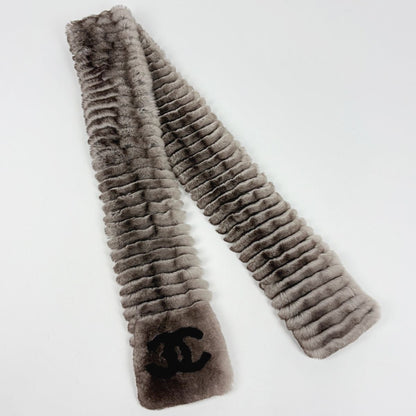 Chanel CC Logo Shawl Scarf Rabbit Fur Ori Rug Cashmere Brown White — view 2