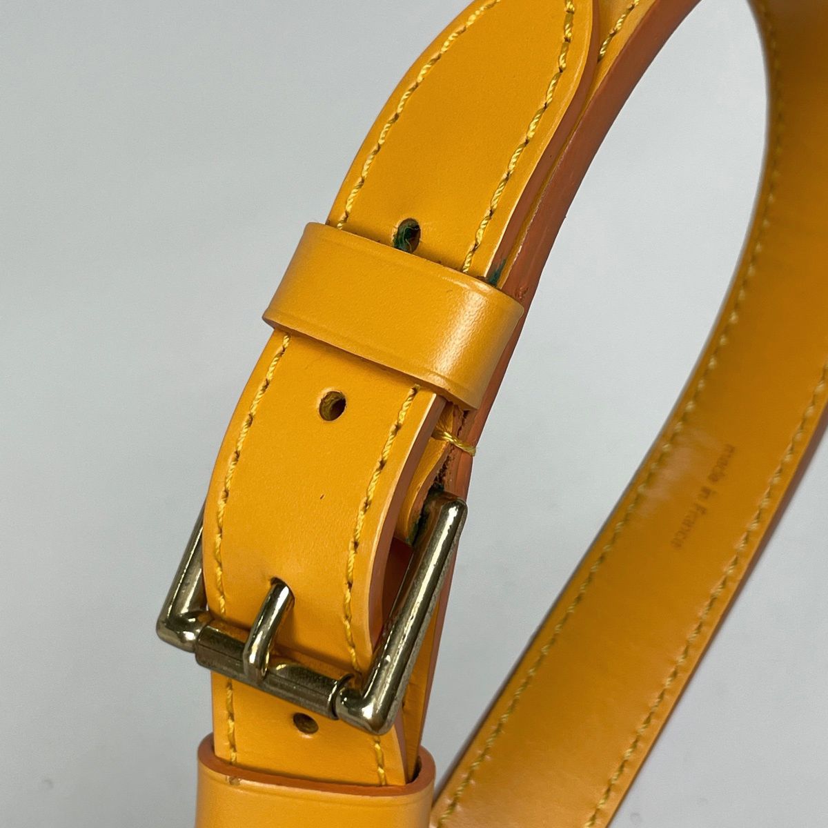Louis Vuitton Drawstring Shoulder Bag Epi Tassiri Yellow — view 6