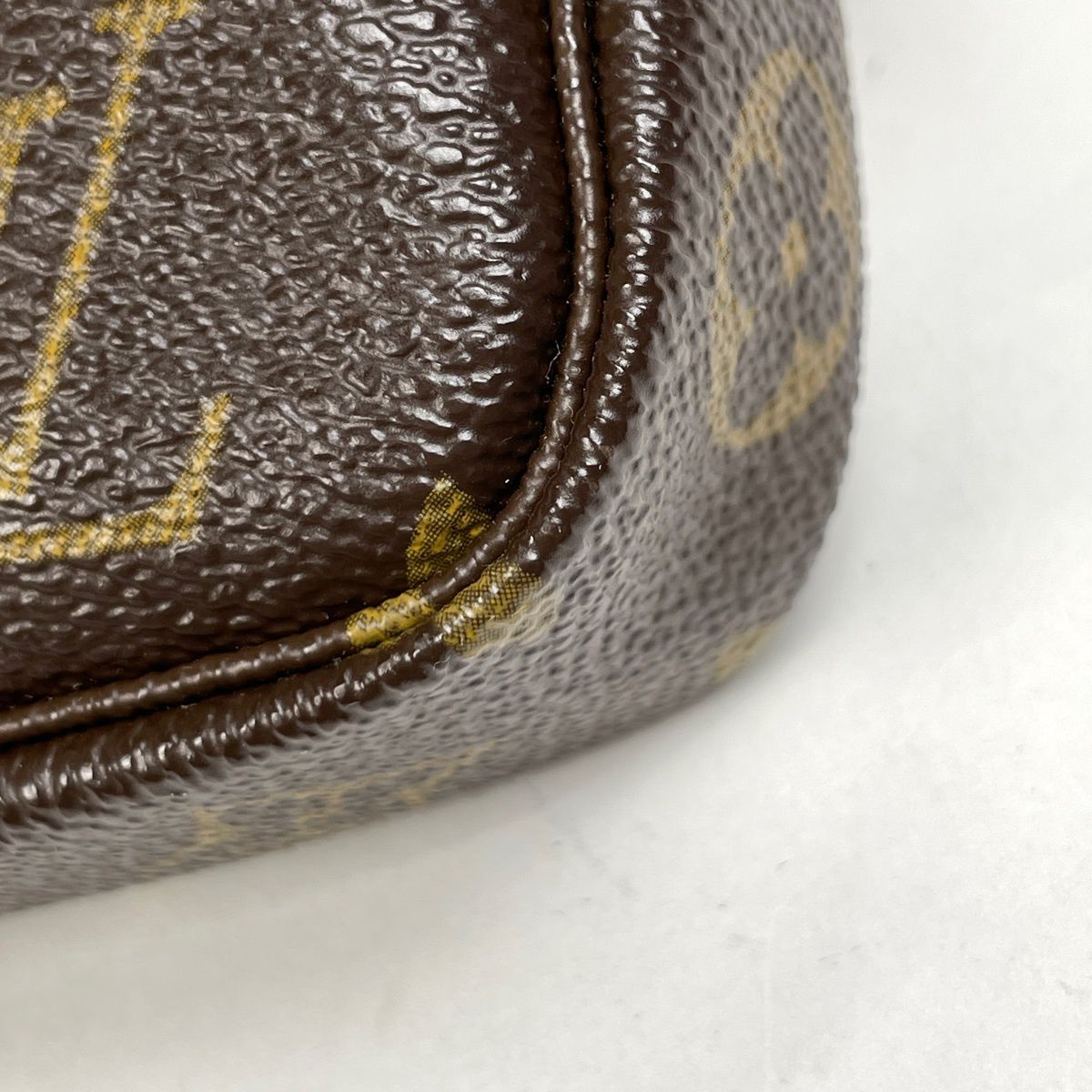 Louis Vuitton Pochette Makeup Cosmetics Pouch Monogram Brown — view 3