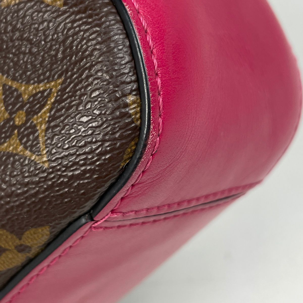 Louis Vuitton Saintonge Fringe Pochette Shoulder Bag Monogram Brown Frisia — view 3