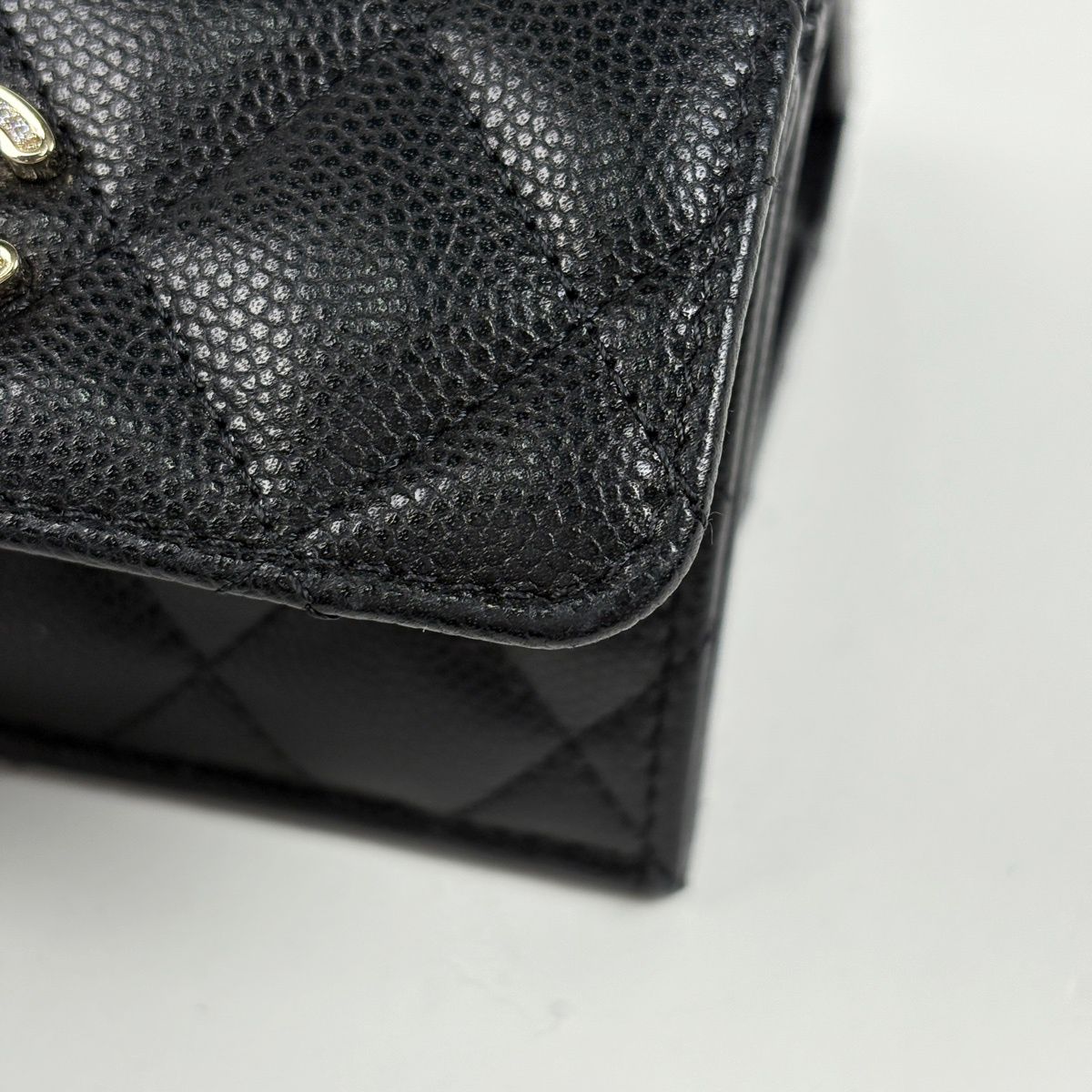 Chanel CC Logo Trifold Wallet Small Caviar Leather Black — view 4