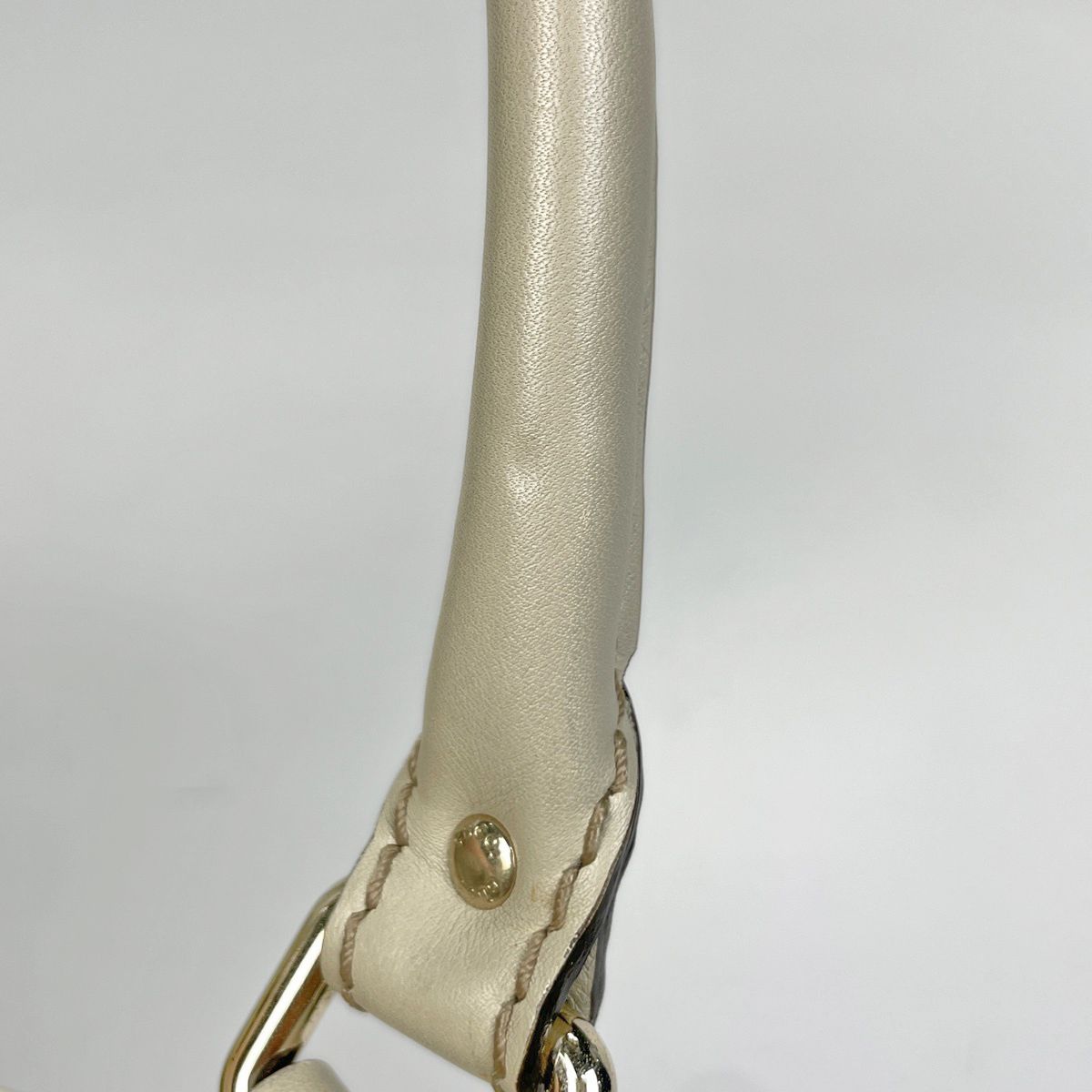 Gucci Guccissima Ski Handbag Shimarais the Ivory — view 4