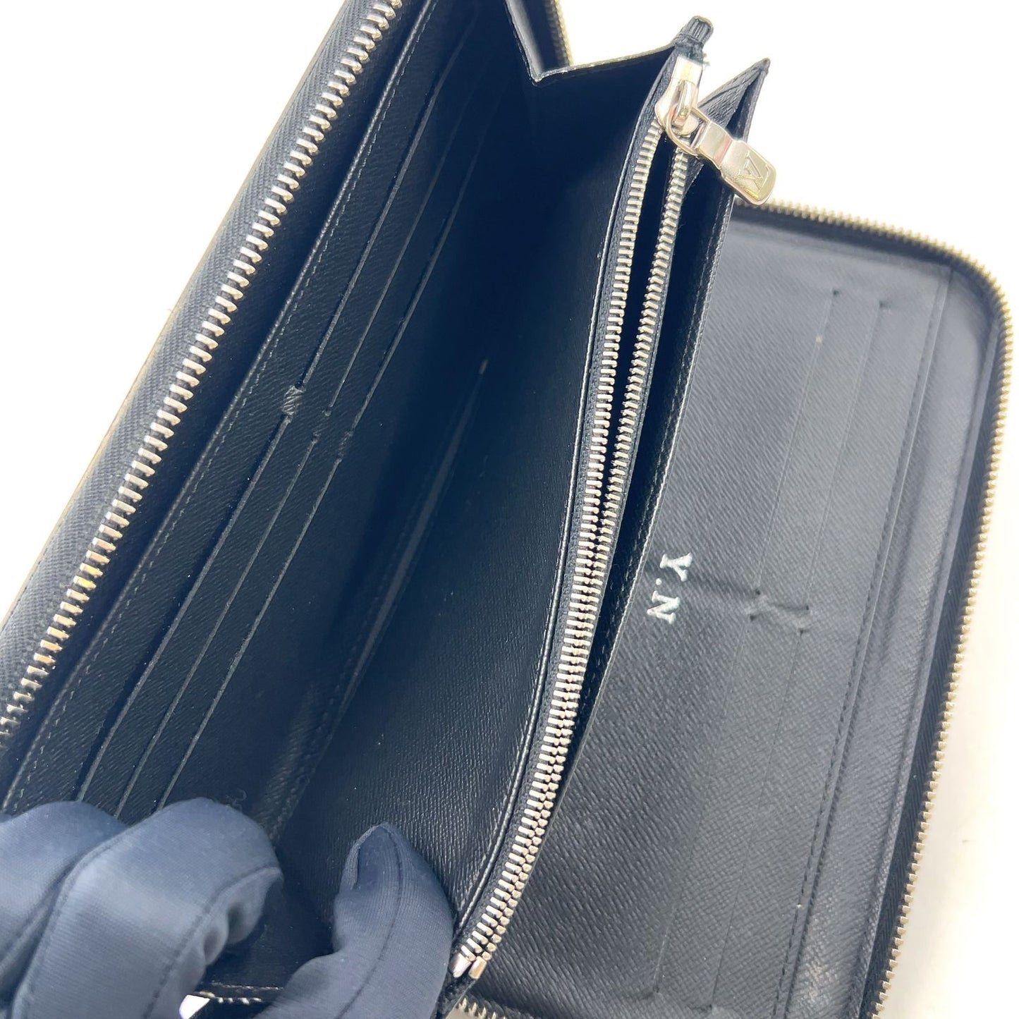 Louis Vuitton Zippy Organizer NM Damier Graphite Initial Black Zip Around — view 9