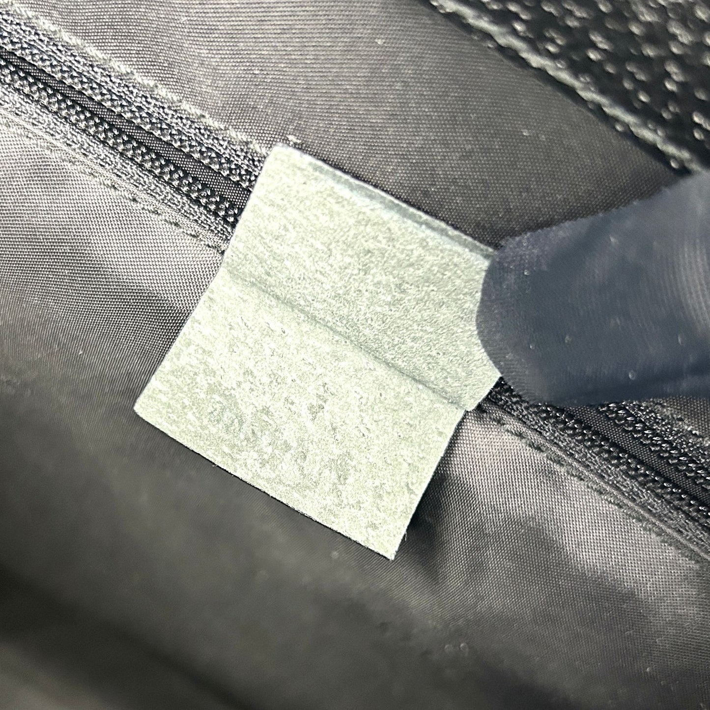 Gucci Jackie Leather Black Tote Silver — view 5