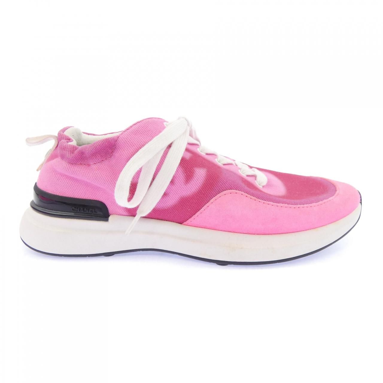 Chanel Sneakers Pink