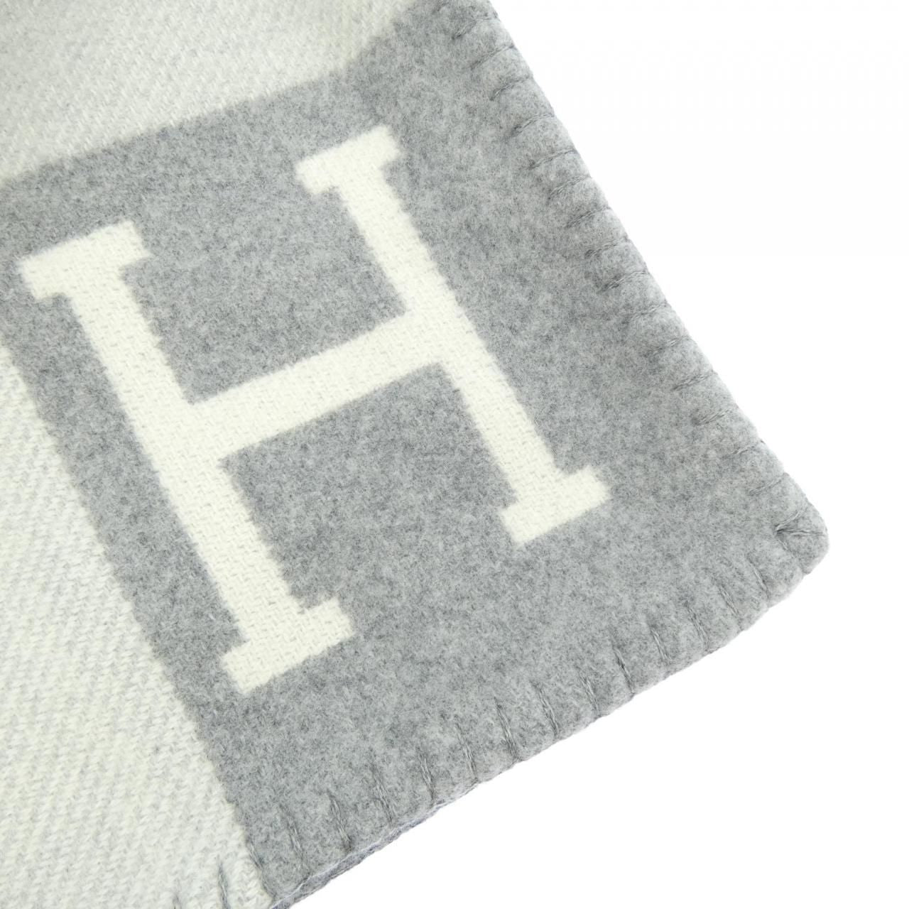 Hermes Avalon III Blanket — view 2