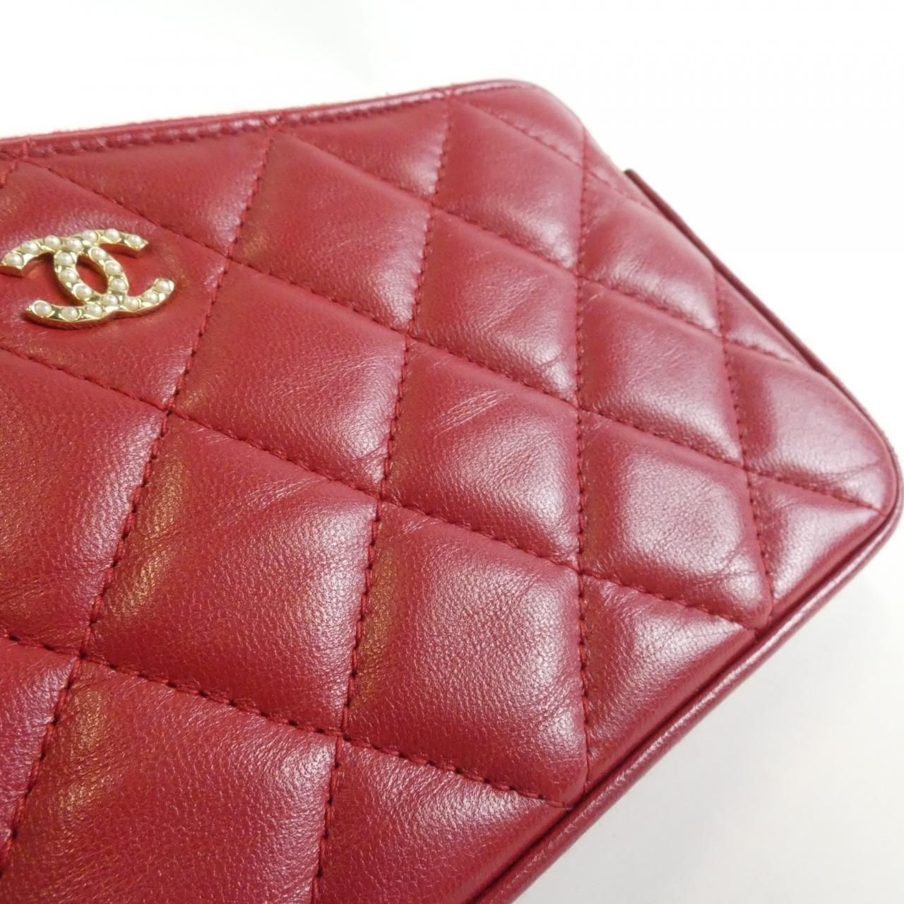 Chanel Chain Shoulder Bag — view 5