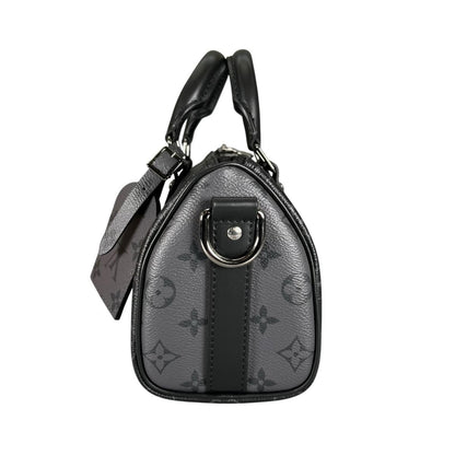 Louis Vuitton Eclipse Bandouliere Keepall 25 Handbag Black — view 4