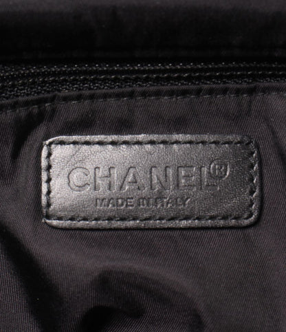 Chanel Tote New Travel Line — view 6